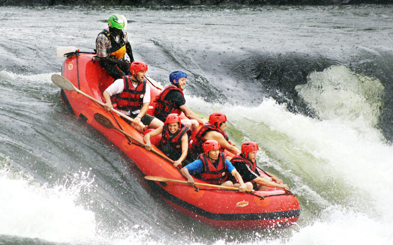 6-Day Uganda Gorilla & White-Water Rafting Tour